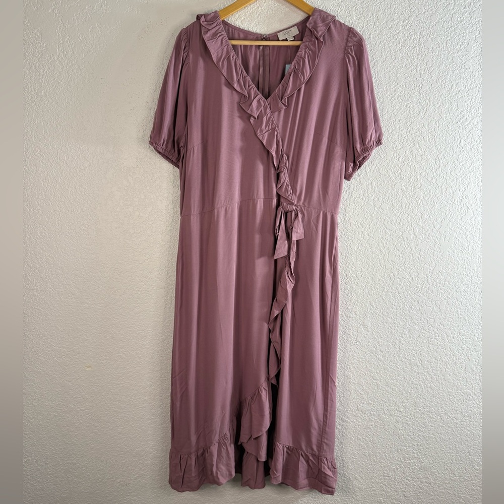 NWT LOFT Mauve Ruffle Shirt Sleeve Faux Wrap Midi Dress 14P Office Shower Weddin